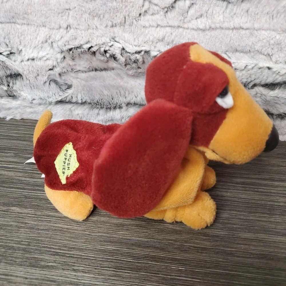 Applause Hush Puppies CHANTILLY BASSETT HOUND DOG 6